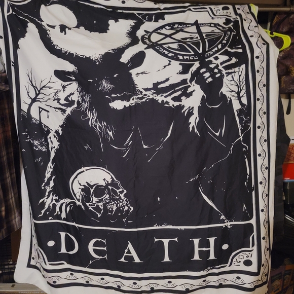 Death Tapestry - Picture 1 of 3
